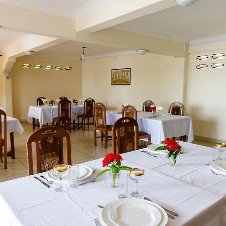 Hotel Melrose Sambava Dış mekan fotoğraf