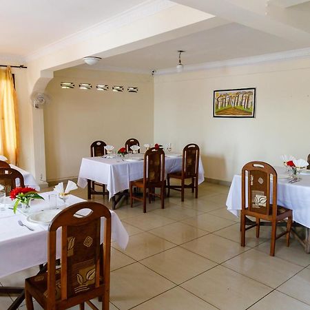Hotel Melrose Sambava Dış mekan fotoğraf